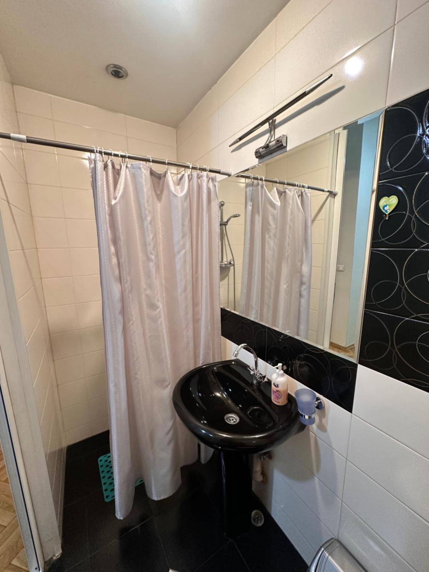 Apartment Dadiani 26 Tbilisi Buitenkant foto